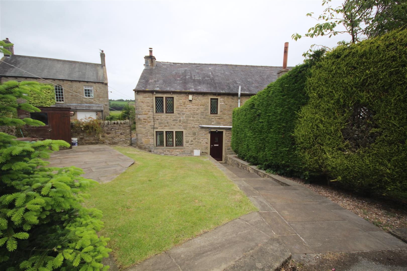 3 bedroom semi-detached house Let Agreed in Salterforth - Main Image